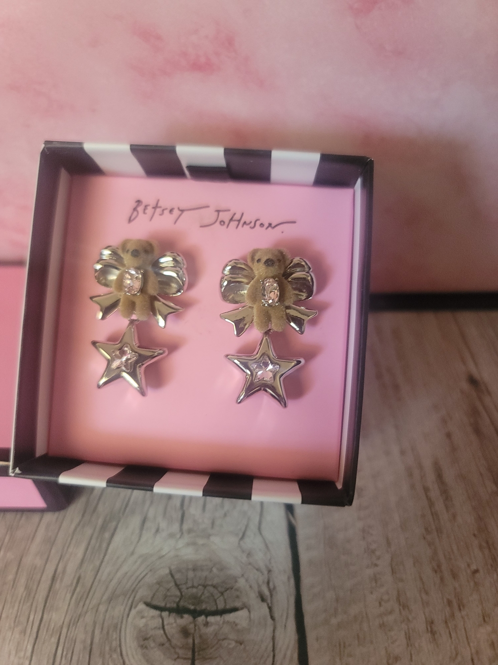 Betsey Johnson Kids Silver Star & Bow Earrings - Pink Box
